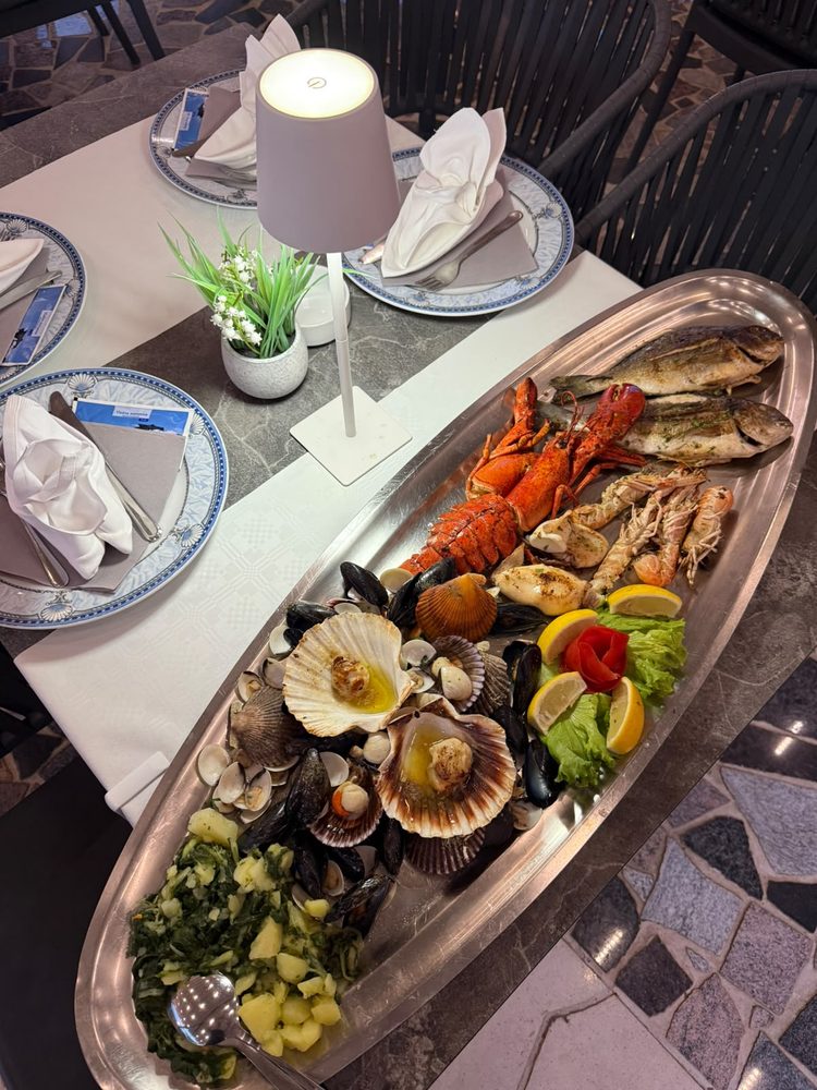 Seafood platter with lobster and scallops